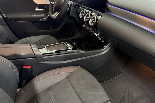 Mercedes Klasa A 200 AMG Line