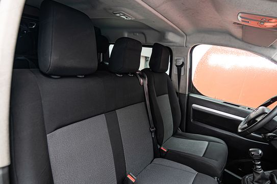 Opel Vivaro Extra Long L2H1 Zabudowa Brygadowa