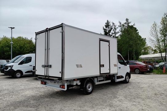 Renault Master L3 Kontener Izoterma 8EP AT9
