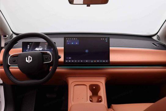 Leapmotor C10 Design 1.5 Hybrid