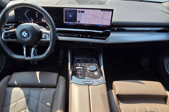 BMW Seria 5 520d xDrive M Sport