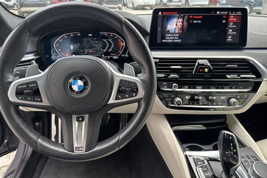 BMW Seria 5 520d xDrive M Sport