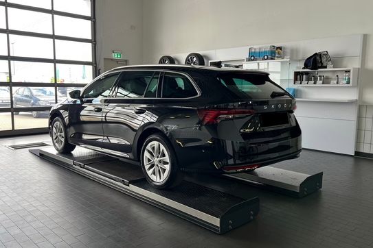 Skoda Octavia Selection Edition 130 1.5 TSI mHEV DSG