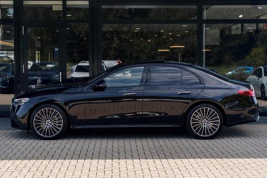 Mercedes Klasa E 220 d 4-Matic AMG