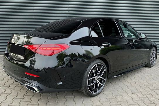 Mercedes Klasa C 300 4-Matic AMG