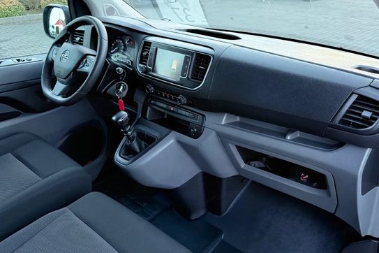 Opel Vivaro Kombi Compact 2.7T Enjoy