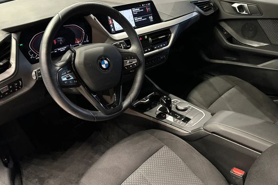 BMW Seria 1 118i Advantage aut
