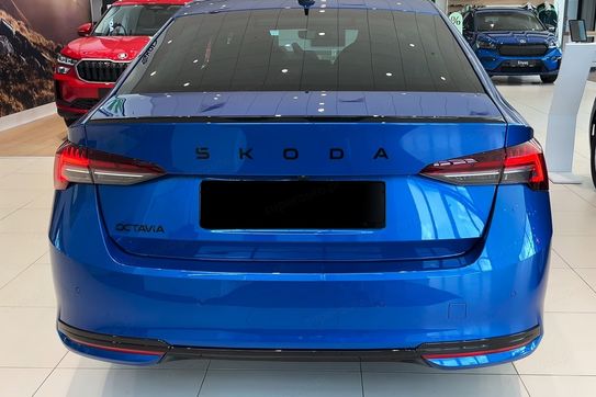 Skoda Octavia Sportline 1.5 TSI m-HEV DSG
