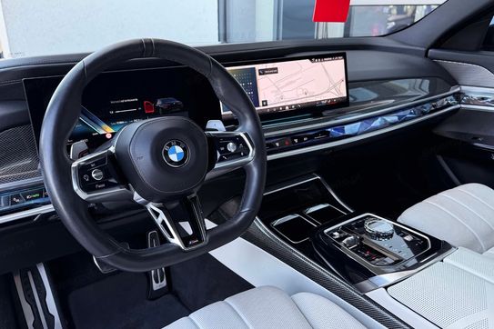 BMW Seria 7 740d xDrive M Sport