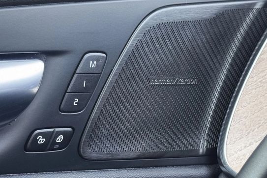 Volvo XC60 B5 B AWD Plus Dark