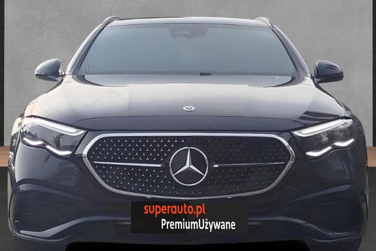 Mercedes Klasa E Kombi 220 d 4-Matic AMG Line