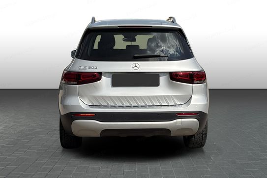Mercedes GLB 200