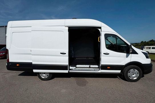 Ford Transit 350 L4H3 RWD Trend