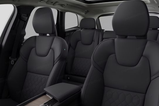 Volvo XC60 B5 B AWD Ultra Dark