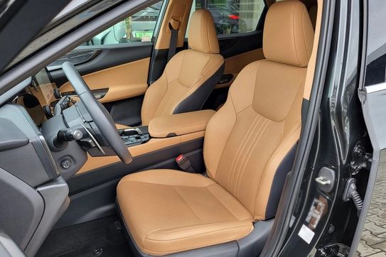 Lexus NX 450h+ Prestige AWD