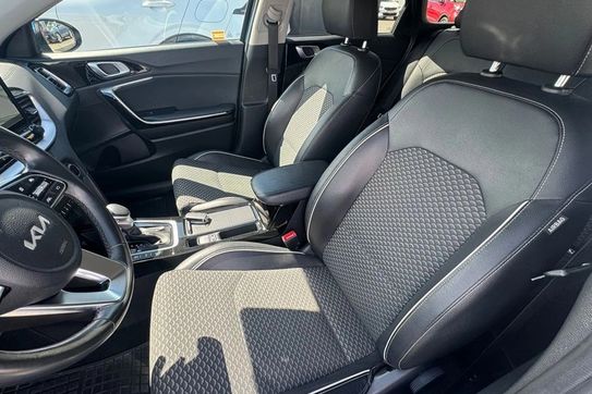 Kia Ceed 1.5 t-Gdi Tribute Dct