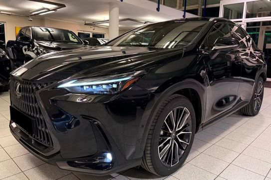 Lexus NX 350h Omotenashi 2.5 Hybrid AWD