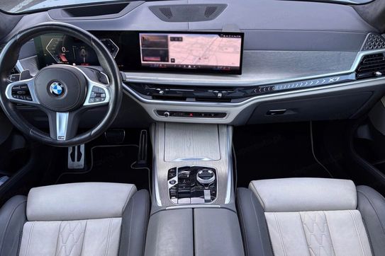 BMW X7 xDrive40d mHEV sport-aut