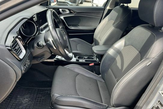 Kia Ceed 1.4 T-GDI L Business Line