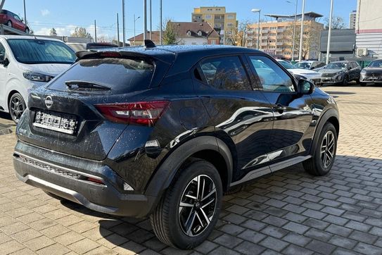 Nissan Juke N-Connecta 1.0 DIG-T AT