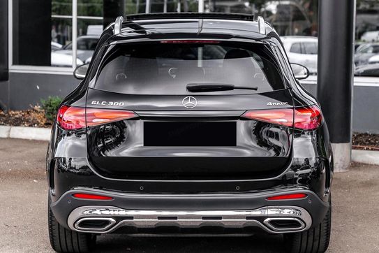 Mercedes GLC 300 4-Matic AMG Line