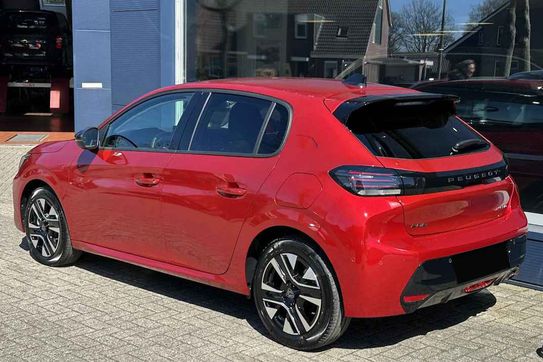 Peugeot 208 Allure e-DCS6  1.2 mHEV