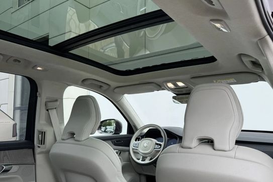 Volvo XC90 T8 AWD Plug-In Hybrid Ultimate Bright 7os aut