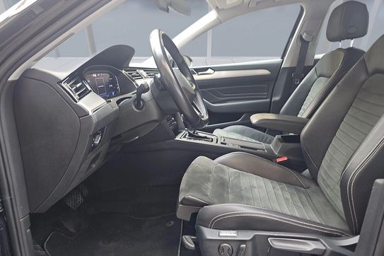 Volkswagen Passat 2.0 TDI Elegance DSG