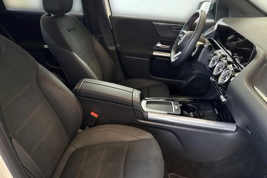 Mercedes Klasa B 200 AMG Line