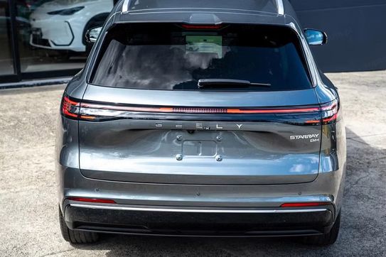 Geely Starray EM-i 1.5 PHEV Pro