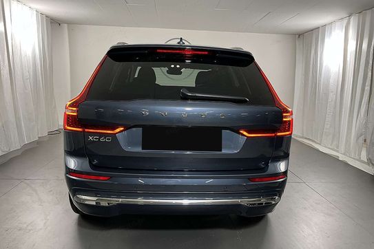 Volvo XC60 B5 AWD Plus Bright