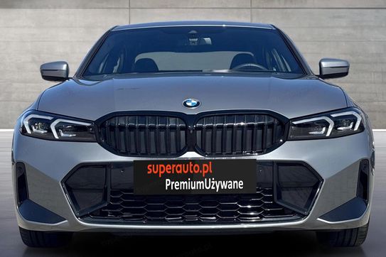 BMW Seria 3 330i xDrive M Sport