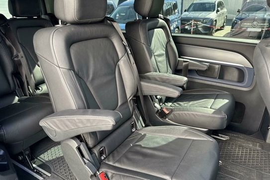Mercedes EQV 300