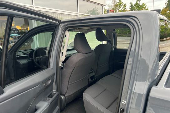 Toyota HiLux mHEV Double Cab Active 4x4 aut
