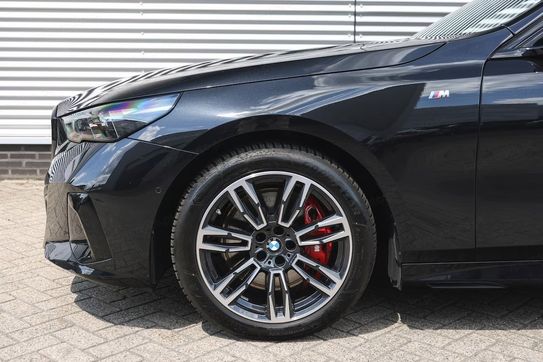 BMW Seria 5 Touring 520d xDrive M Sport