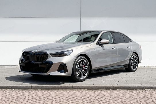 BMW Seria 5 520i M Sport