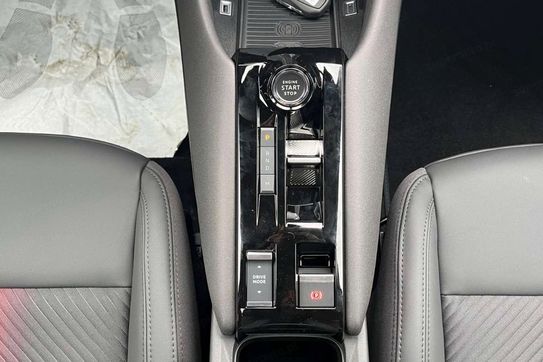 Alfa Romeo Junior 1.2 Ibrida Q4