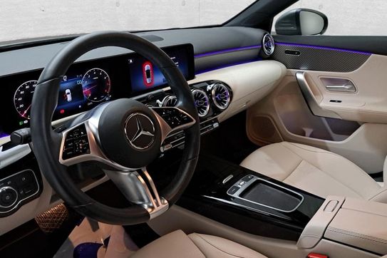 Mercedes Klasa A 200 Progressive 7G-DCT