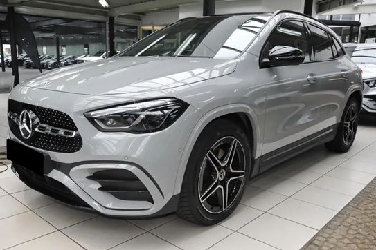 Mercedes GLA 220 4-Matic AMG Line