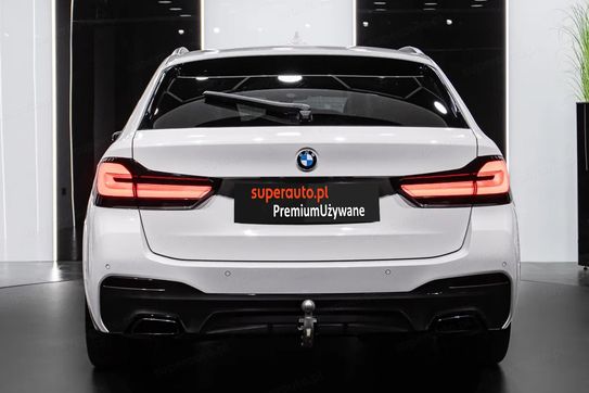 BMW Seria 5 Touring 520d xDrive M Sport