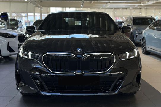 BMW Seria 5 540d xDrive M Sport