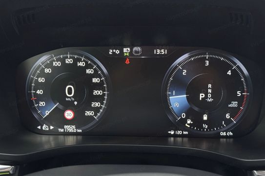 Volvo XC60 B4 D Momentum Pro