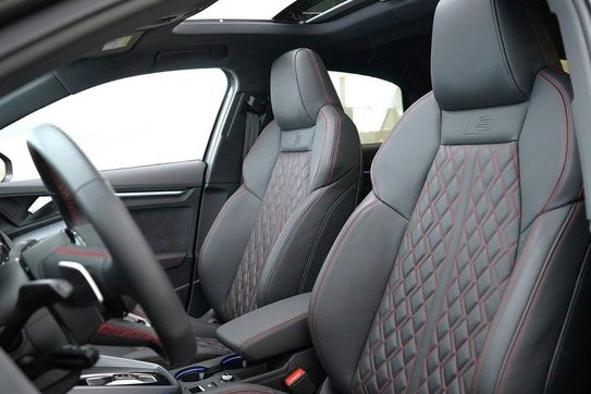 Audi A3 S3 TFSI quattro S tronic