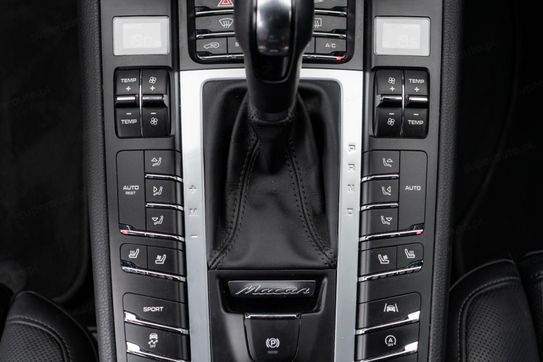 Porsche Macan Standard