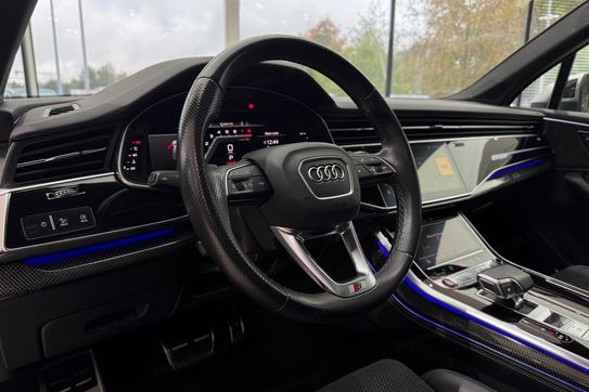 Audi Q7 SQ7 TFSI quattro