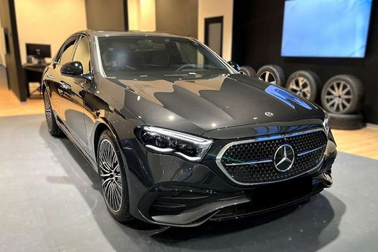 Mercedes Klasa E 220 d 4-Matic AMG