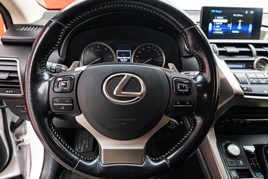 Lexus NX 200t Comfort AWD