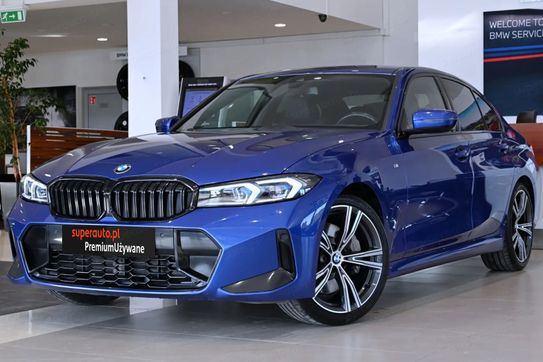 BMW Seria 3 330i xDrive M Sport aut
