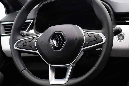 Renault Clio Techno 1.0 TCe X-Tronic