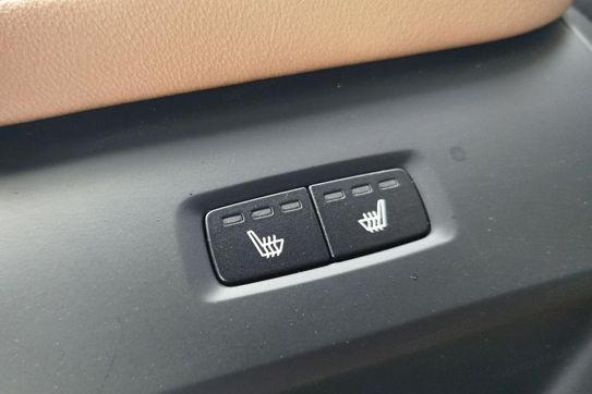 Volvo XC60 B4 B Plus Dark aut